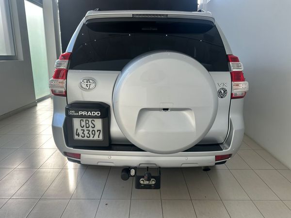2016-Toyota-Land-Cruiser-Prado-30-TDI-VX-Auto image:7