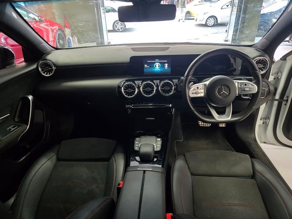 2022-Mercedes-Benz-A-Class-A200-AMG-AUTO image:14