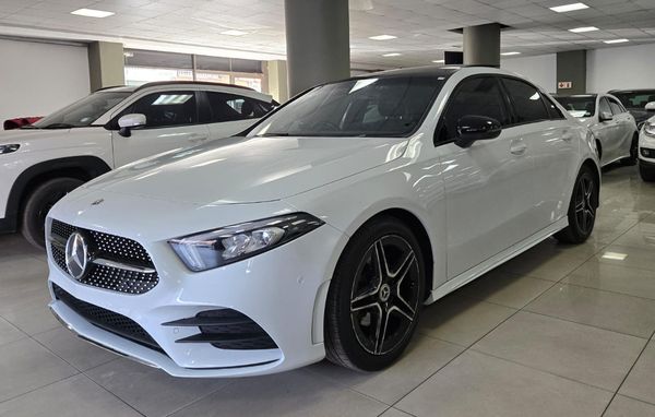 2022-Mercedes-Benz-A-Class-A200-AMG-AUTO image:2