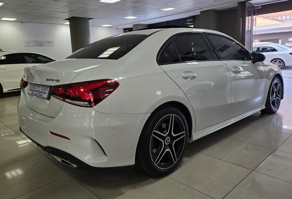 2022-Mercedes-Benz-A-Class-A200-AMG-AUTO image:6