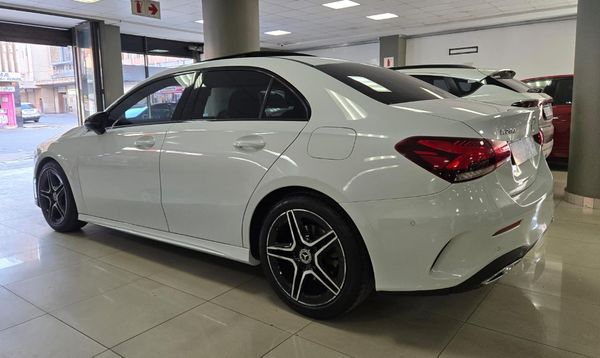 2022-Mercedes-Benz-A-Class-A200-AMG-AUTO image:7