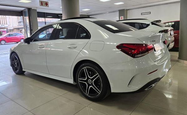 2022-Mercedes-Benz-A-Class-A200-AMG-AUTO image:8