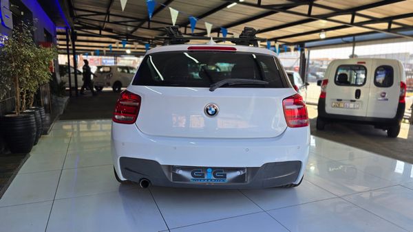 2014-BMW-1-Series-118i-5-dr-Auto image:24