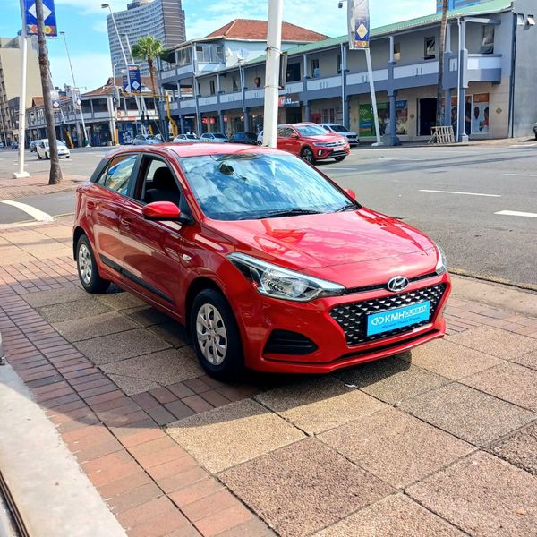 2019-Hyundai-i20-14-Fluid-Auto image:2