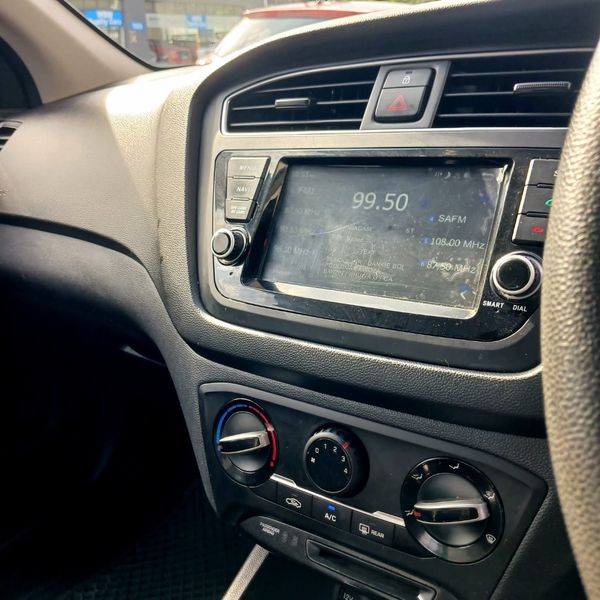 2019-Hyundai-i20-14-Fluid-Auto image:8