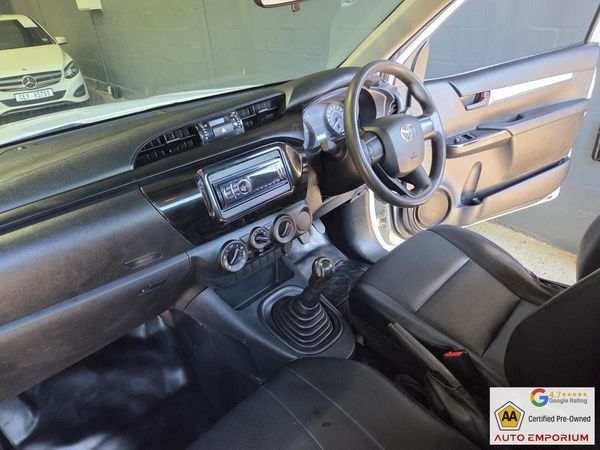 2023-Toyota-Hilux-24-GD-S-Single-Cab image:15