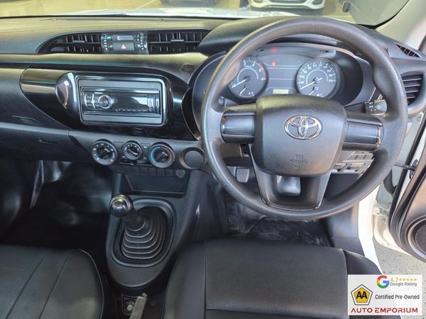 2023-Toyota-Hilux-24-GD-S-Single-Cab image:16