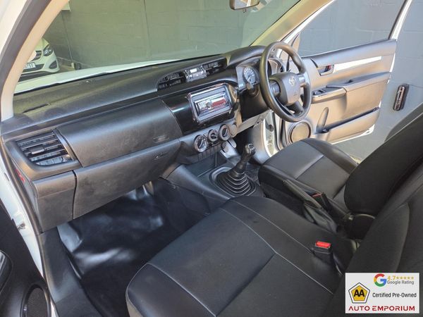 2023-Toyota-Hilux-24-GD-S-Single-Cab image:2
