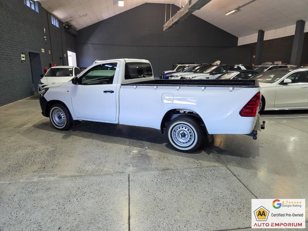 2023-Toyota-Hilux-24-GD-S-Single-Cab image:4