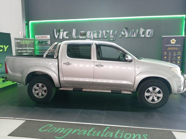 2011-Toyota-Hilux-27-VVTI-Raider-Raised-Body-LEGEND-40-PetrolMan image:2