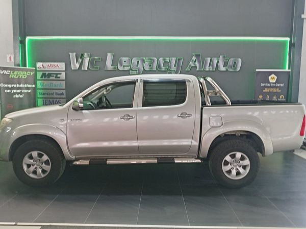 2011-Toyota-Hilux-27-VVTI-Raider-Raised-Body-LEGEND-40-PetrolMan image:3