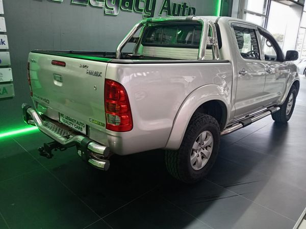 2011-Toyota-Hilux-27-VVTI-Raider-Raised-Body-LEGEND-40-PetrolMan image:5