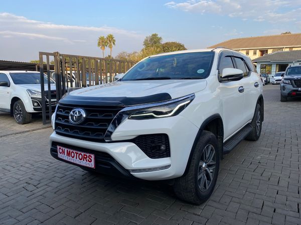 2020-Toyota-Fortuner-28-GD-6-Epic-Auto image:1