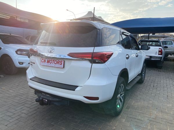 2020-Toyota-Fortuner-28-GD-6-Epic-Auto image:4