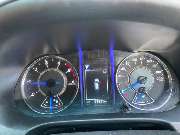 2020-Toyota-Fortuner-28-GD-6-Epic-Auto image:8