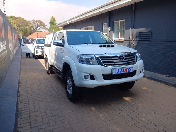 2011-Toyota-Hilux-30-D-4D-Raider-Xtra-Cab image:2