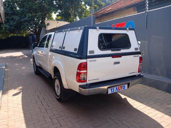2011-Toyota-Hilux-30-D-4D-Raider-Xtra-Cab image:4