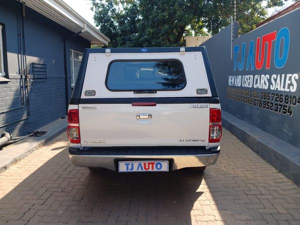 2011-Toyota-Hilux-30-D-4D-Raider-Xtra-Cab image:5