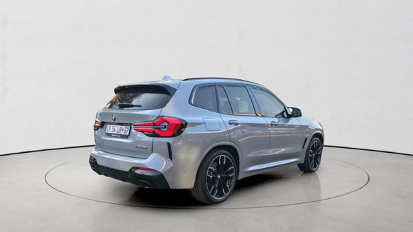 2024-BMW-X3-M40i image:7