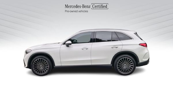 2025-Mercedes-Benz-GLC-220D-4Matic image:9