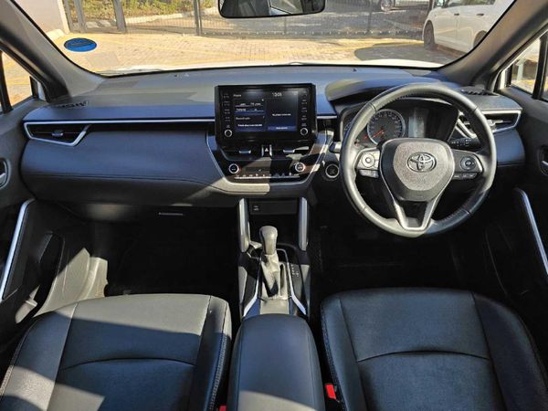 2024-Toyota-Corolla-Cross-18-XS image:18