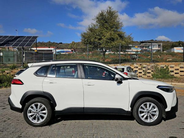 2024-Toyota-Corolla-Cross-18-XS image:7