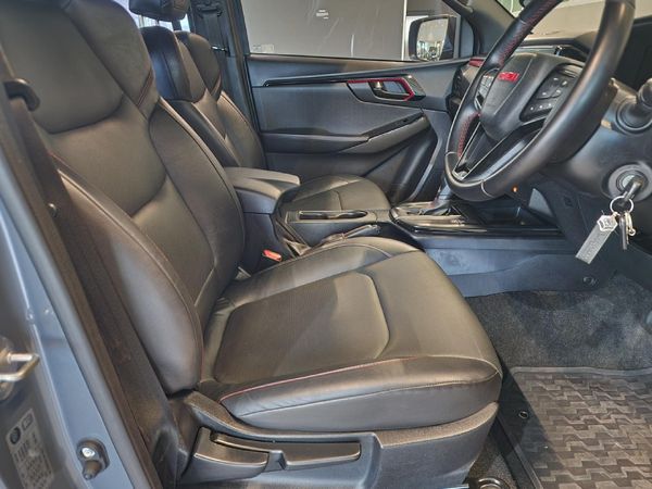 2024-Isuzu-D-Max-19-DDI-HR-X-Rider-Auto-Double-Cab image:9