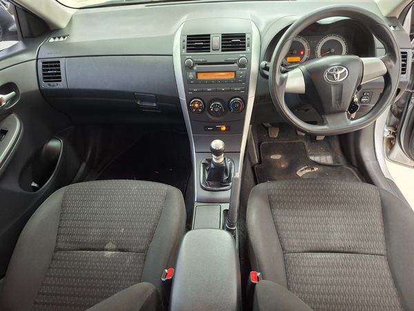 2012-Toyota-Corolla-16-Professional image:12