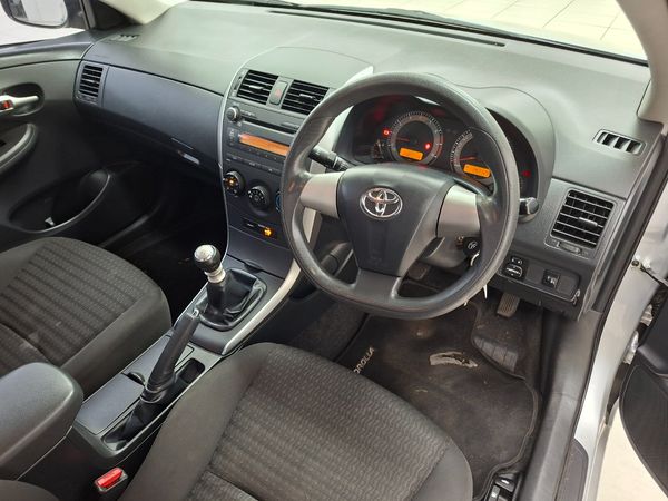 2012-Toyota-Corolla-16-Professional image:7