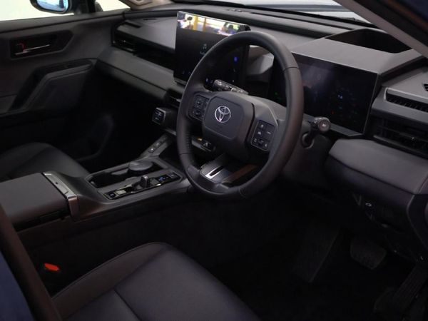 2026-Toyota-RAV4-25-VX-Hybrid-CVT-Auto-E-Four image:11