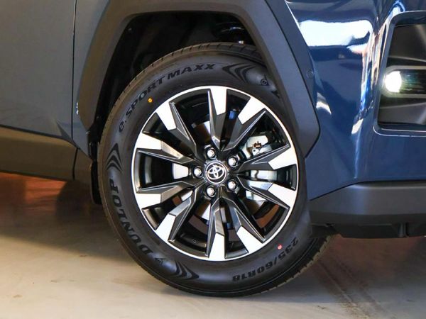 2026-Toyota-RAV4-25-VX-Hybrid-CVT-Auto-E-Four image:17