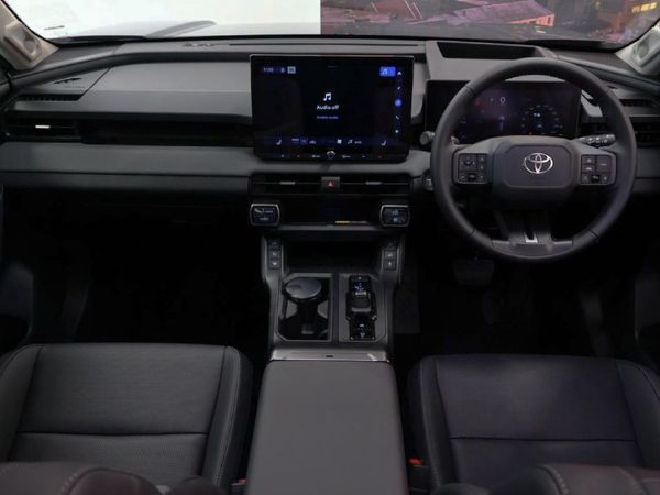 2026-Toyota-RAV4-25-VX-Hybrid-CVT-Auto-E-Four image:30
