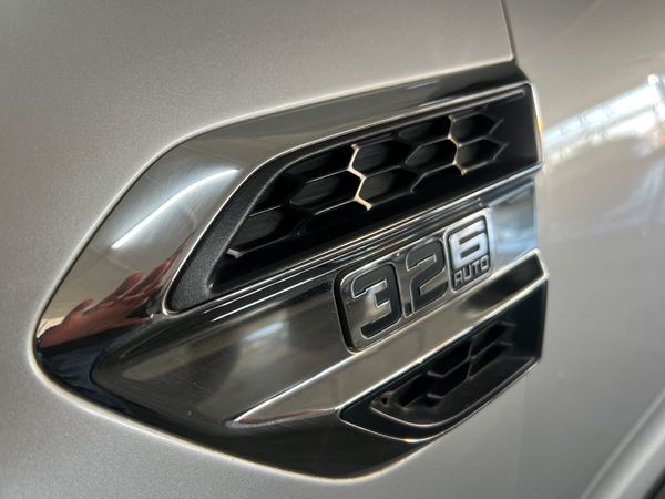 2019-Ford-Everest-32-TDCi-XLT-4x4-Auto image:8