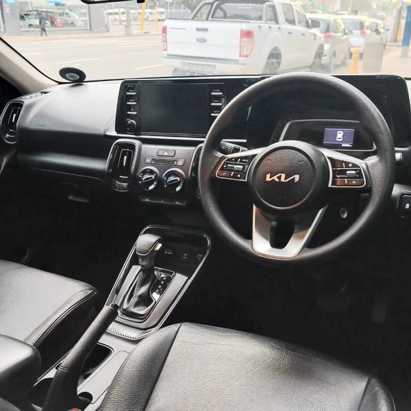 2023-Kia-Sonet-15-LX-CVT image:11