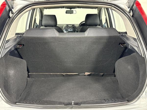 2016-Ford-Figo-14-TDCi-Ambiente image:12