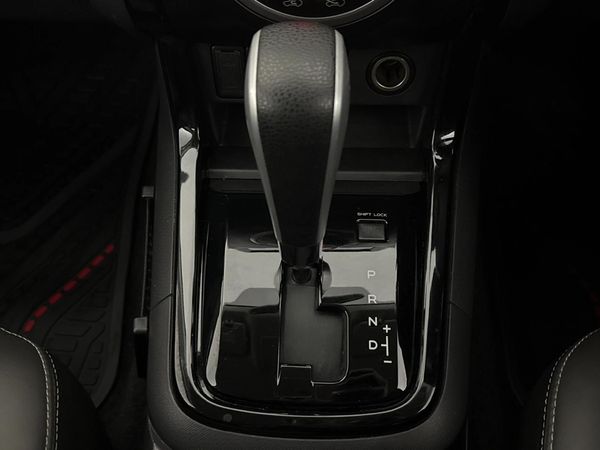 2021-Isuzu-Mu-x-30D-Auto image:9