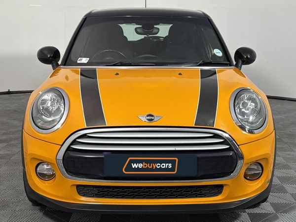 2015-MINI-Hatch-Cooper-5-dr image:13