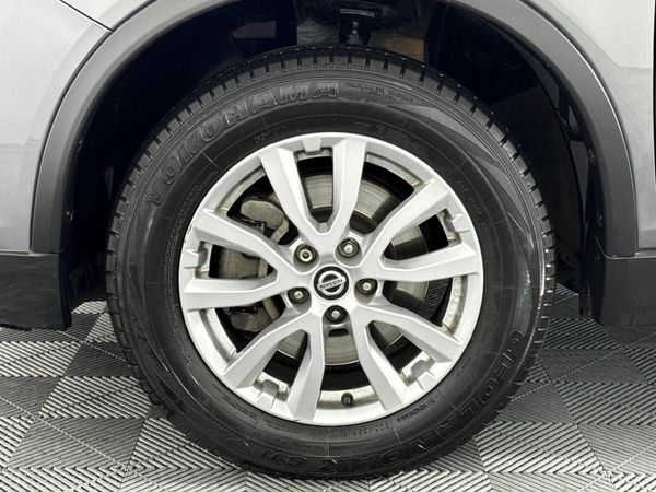 2023-Nissan-X-Trail-25-Acenta-4x4-Auto image:4