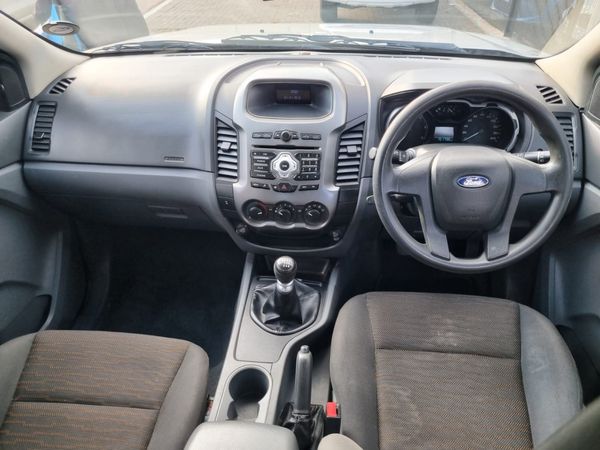 2012-Ford-Ranger-22-TDCi-XL-Double-Cab image:3