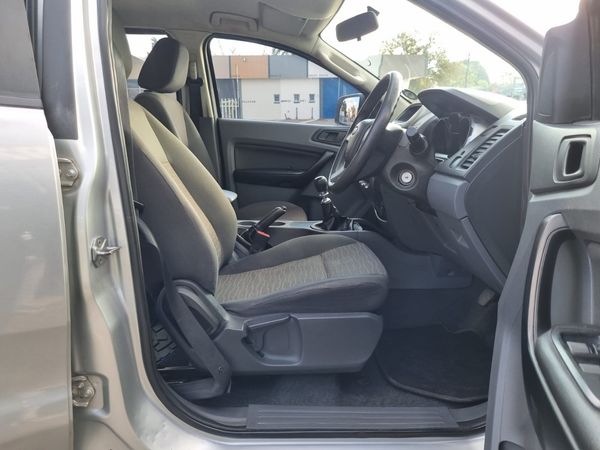 2012-Ford-Ranger-22-TDCi-XL-Double-Cab image:5