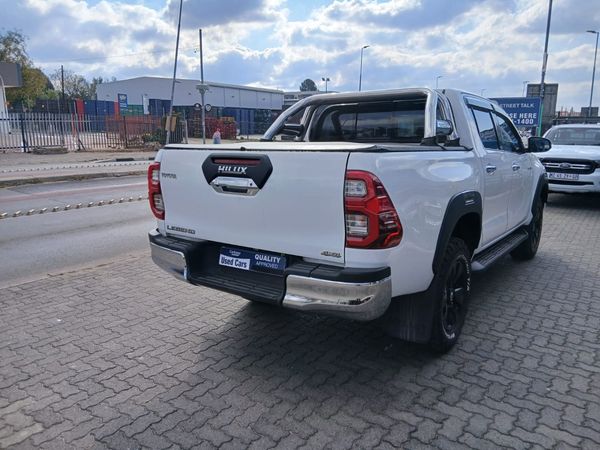 2016-Toyota-Hilux-28-GD-6-Raider-4x4-Double-Cab image:11