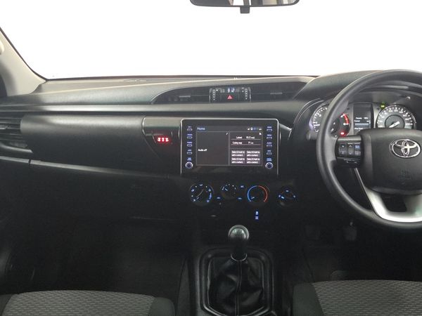 2021-Toyota-Hilux-Hilux-Double-Cab-24GD6-4X4-RAI-MT image:13