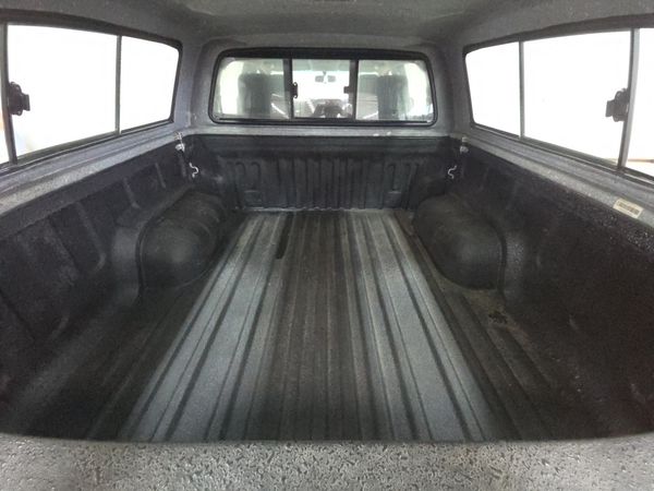 2021-Toyota-Hilux-Hilux-Double-Cab-24GD6-4X4-RAI-MT image:15