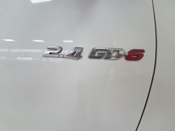 2021-Toyota-Hilux-Hilux-Double-Cab-24GD6-4X4-RAI-MT image:6