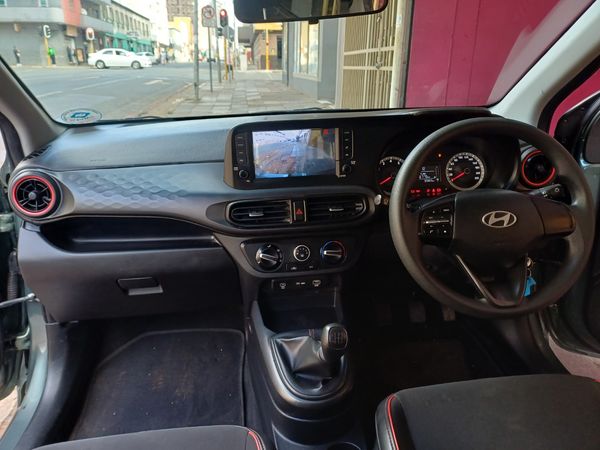 2024-Hyundai-Grand-i10-10-Fluid image:17