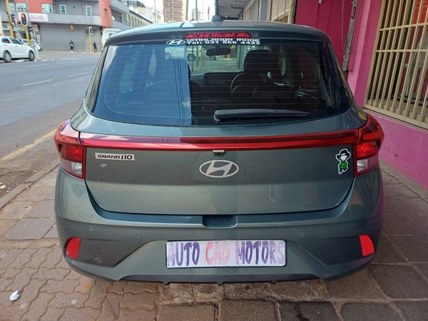 2024-Hyundai-Grand-i10-10-Fluid image:4