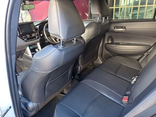 2024-Toyota-Corolla-Cross-18-XS-Hybrid image:13