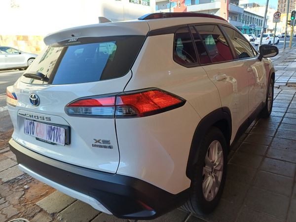 2024-Toyota-Corolla-Cross-18-XS-Hybrid image:7
