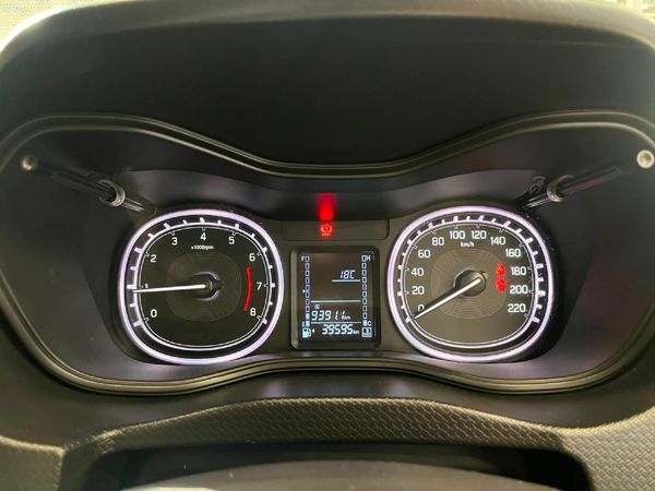 2022-Suzuki-Vitara-Brezza-15-GLX image:10