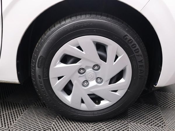 2023-Hyundai-Grand-i10-12-Motion-Auto image:12
